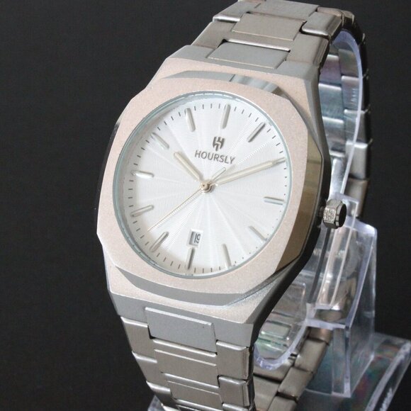 Men's Sports Watch Integrated Bracelet White Dial 42mm - Picture 7 of 13